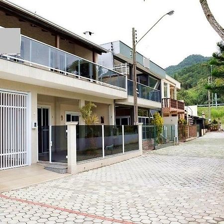 Praia Da Ilhota, Lado De Baneario Camboriu 伊塔佩马 外观 照片